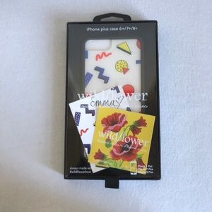 Authentic Emma Chamberlain wild flower case.